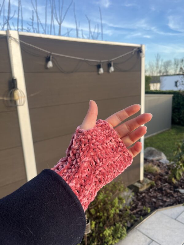 Mitaines roses en velours